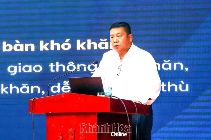 Đồng chí Võ Hoàn Hải quán triệt các văn bản mới của Ban Bí thư về công tác dân tộc, tôn giáo.