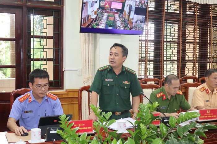 Đại biểu phát biểu thảo luận tại hội nghị.