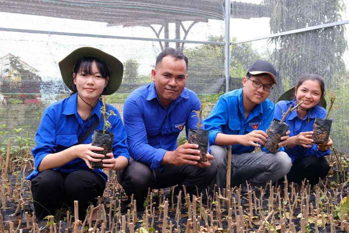 Các chính sách tiếp thêm động lực cho thanh niên DTTS ở nông thôn