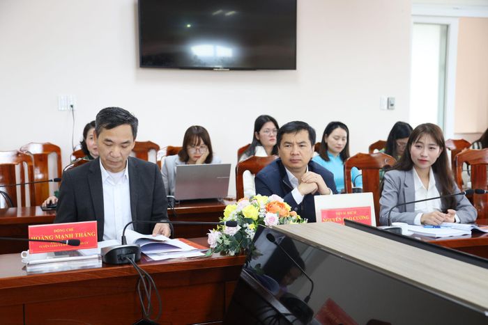Các đại biểu tham dự hội thảo