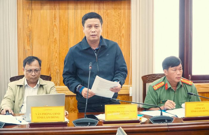 Lãnh đạo Sở KHCN tỉnh Lâm Đồng báo cáo tại buổi làm việc