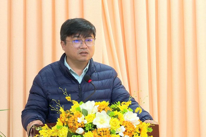 Đồng chí Hoàng Công Khiêm, Phó Bí thư Thường trực Đảng ủy phường Xuân Trường - Đà Lạt phát biểu tại buổi lễ