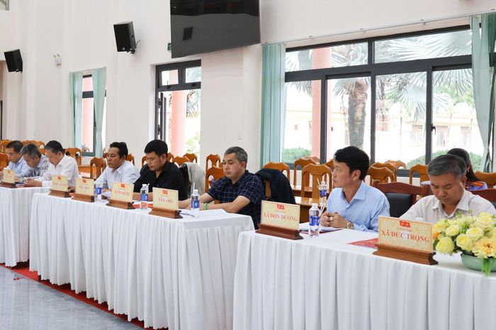 Các đại biểu tham dự hội nghị