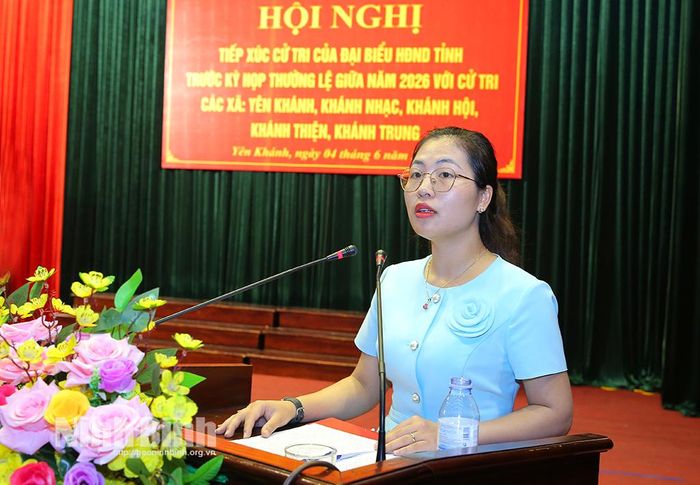 Cử tri xã Yên Khánh nêu ý kiến, kiến nghị tại hội nghị.