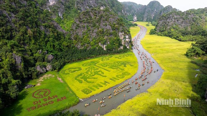 Lễ hội Sắc vàng Tam Cốc - Tràng An diễn ra thành công tốt đẹp, đem lại trải nghiệm và ấn tượng tốt đẹp cho du khách đối với vùng đất và con người Ninh Bình.