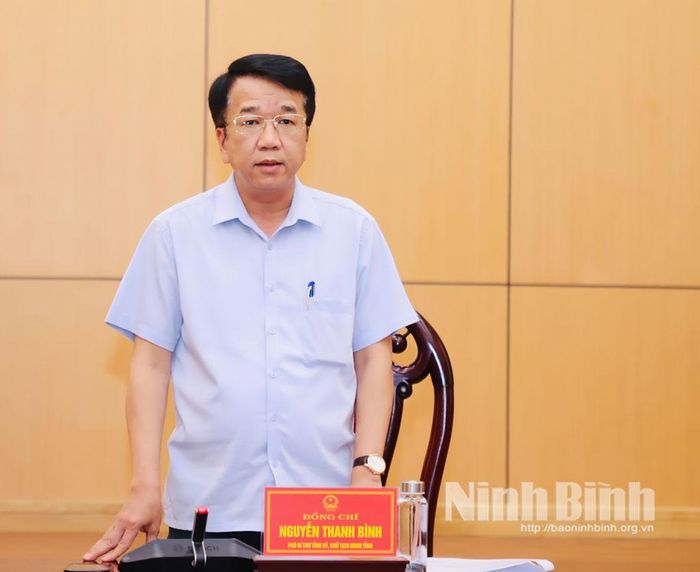 Đồng chí Nguyễn Thanh Bình, Phó Bí thư Tỉnh ủy, Chủ tịch UBND tỉnh phát biểu kết luận hội nghị.