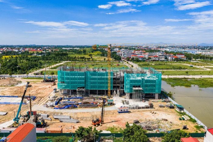 Dự án Nhà ở xã hội Flora Cera Garden đang tăng tốc thi công, từng bước hiện thực hóa quy hoạch tổng thể.