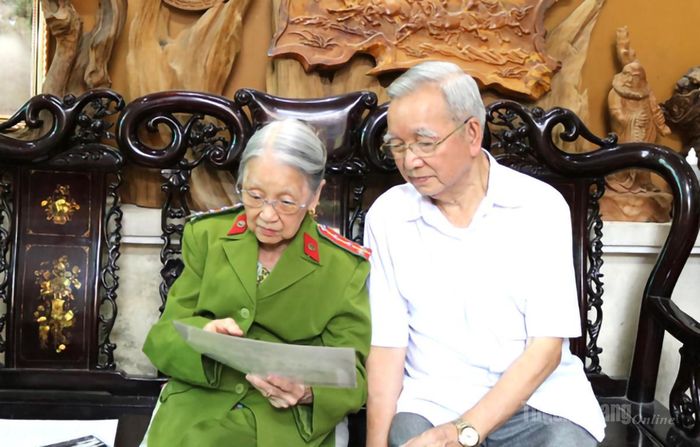 Bà Đinh Thị Khu ôn lại kỷ niệm thiêng liêng khi được làm nhiệm vụ bảo vệ Bác.