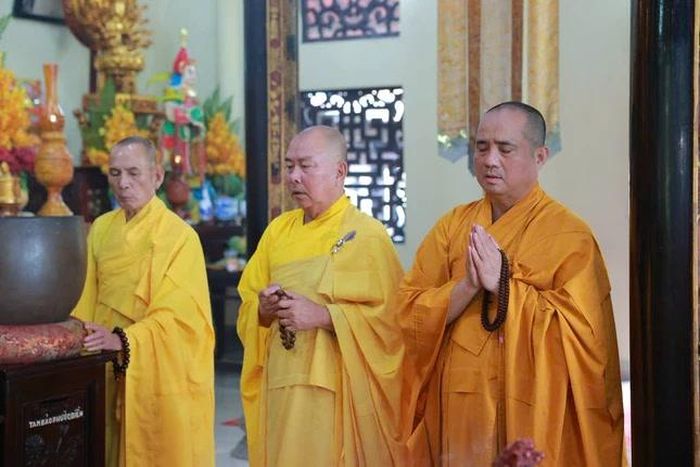 Nhất tâm cầu nguyện