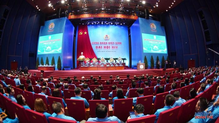 Toàn cảnh Đại hội XIV Công đoàn Việt Nam - phiên trọng thể, sáng 4/6/2026.