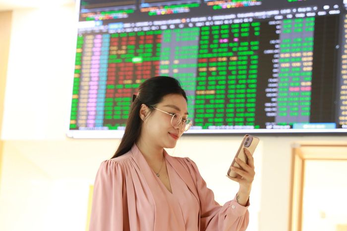 VN-Index đang cho thấy phản ứng tích cực tại vùng hỗ trợ quan trọng quanh 1.800 điểm. Ảnh: Đức Thanh