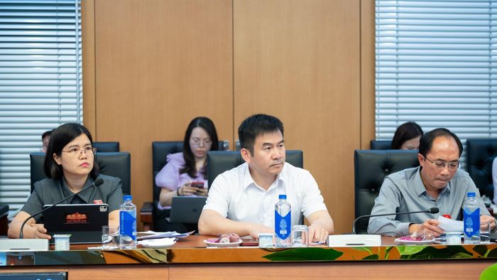 Các đại biểu tham dự phiên họp. Ảnh: Phạm Thắng