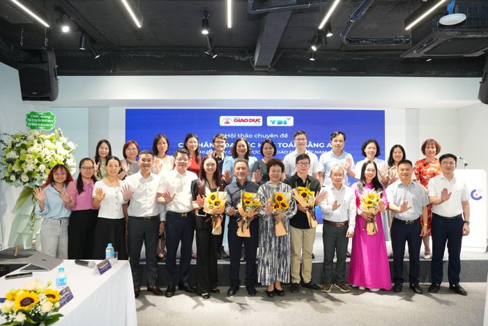 Các đại biểu tham dự Hội thảo.