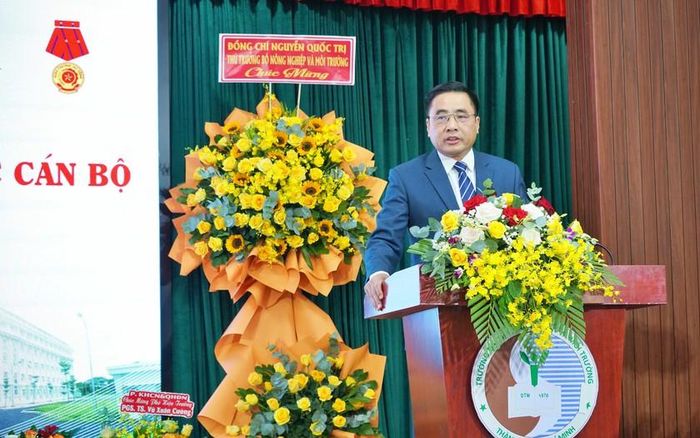 Thứ trưởng Bộ Nông nghiệp và Môi trường Nguyễn Quốc Trị.