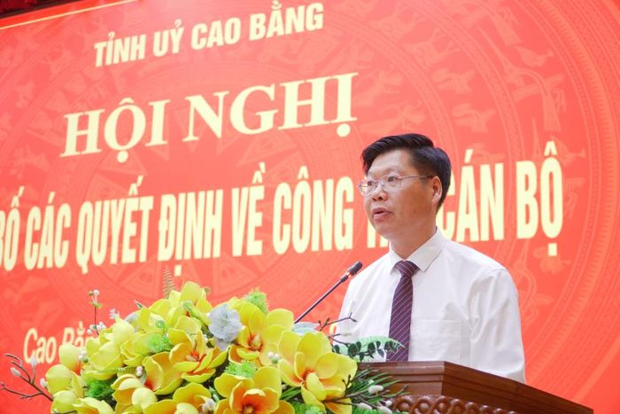 Đồng chí Tô Vũ Ninh, Tỉnh ủy viên, Giám đốc Sở Văn hóa Thể thao và Du lịch phát biểu nhận nhiệm vụ mới.