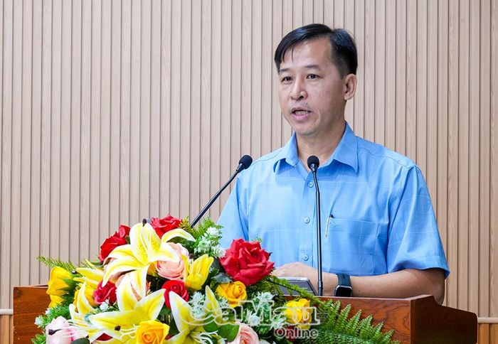 Ông Quách Văn Ấn, Phó Giám đốc Sở Khoa học và Công nghệ, kiến nghị cần tập trung phát triển các sản phẩm chủ lực của vùng theo chuỗi giá trị, đẩy mạnh ứng dụng tiến bộ khoa học và công nghệ, phát triển công nghiệp sơ chế, bảo quản, chế biến, chế biến sâu và công nghiệp phụ trợ.