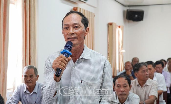 Cử tri Nguyễn Thanh Út, ấp Mỹ Tân, phản ảnh khó khăn trong việc vay vốn sản xuất.