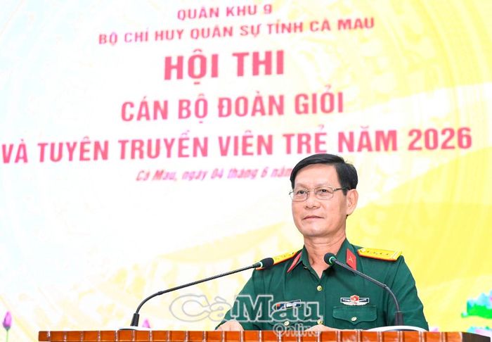 Đại tá Lê Quang Luật, Phó Chính ủy Bộ CHQS tỉnh phát biểu bế mạc hội thi.