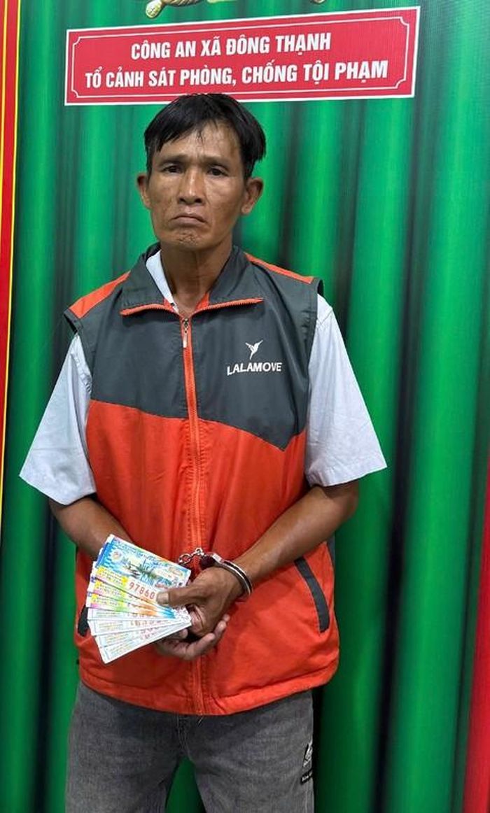 Đối tượng cùng vật chứng vụ án