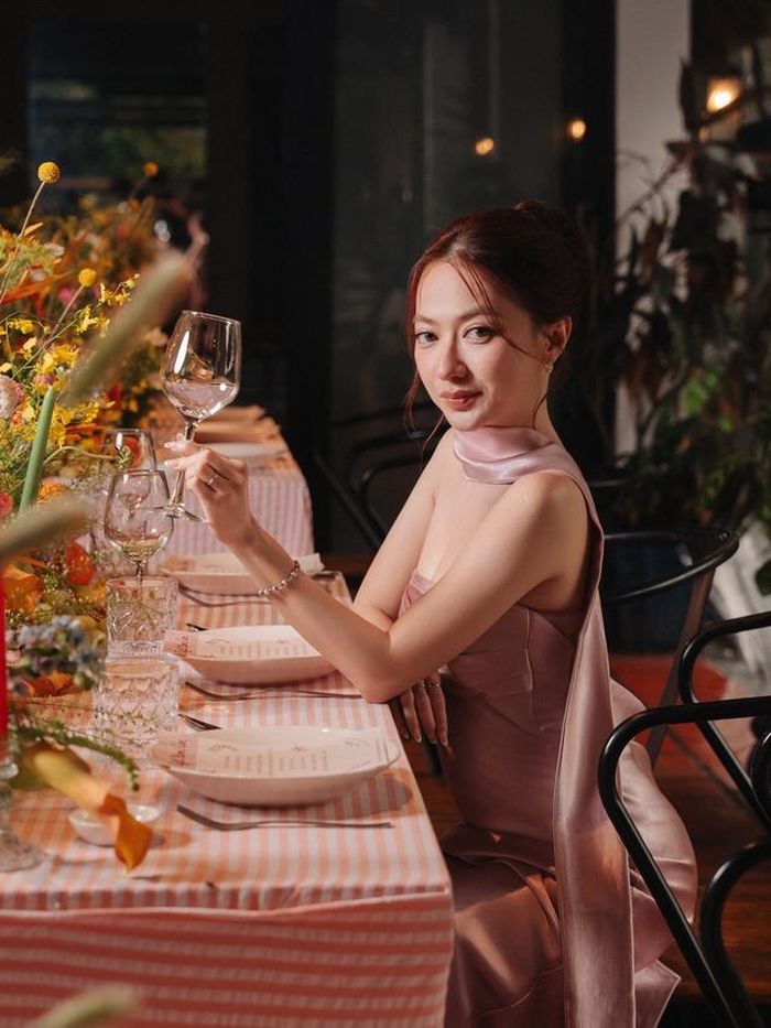 Với cô, đây là khoảnh khắc ý nghĩa, quan trọng vì bản thân tận hưởng cảm giác cùng bạn bè chia sẻ và nhìn lại những điều đã qua.