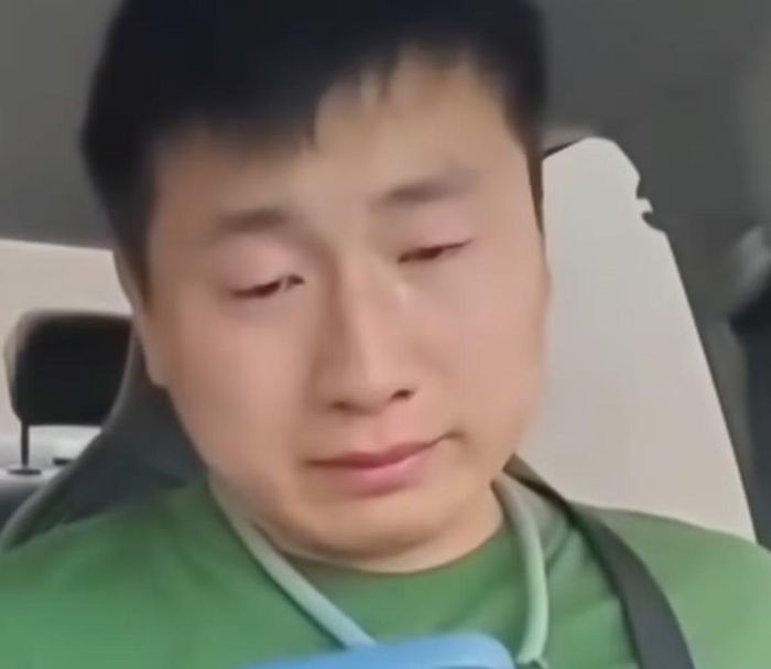 Anh Guo bật khóc khi nói với truyền thông về Chutou. Ảnh: Douyin.