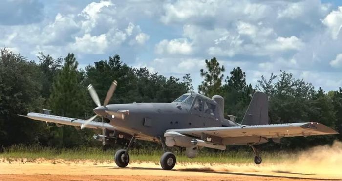 OA-1K Skyraider II được thiết kế chủ yếu cho nhiệm vụ yểm trợ hỏa lực tầm gần và tấn công các mục tiêu mặt đất, dù vẫn có khả năng mang theo một số cảm biến trinh sát.