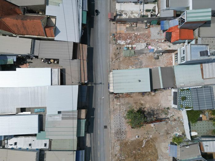  Tuyến đường Lê Văn Lương nhỏ hẹp. 
