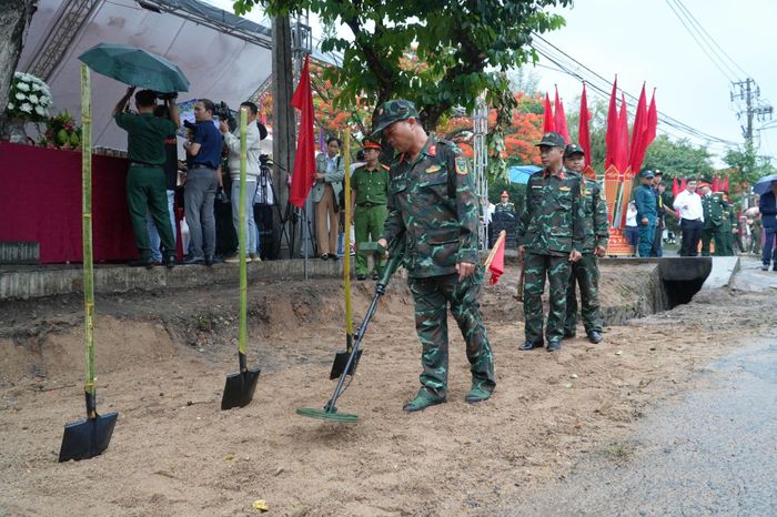  Khu vực tìm kiếm nằm dọc tuyến đường Trường Chinh. 