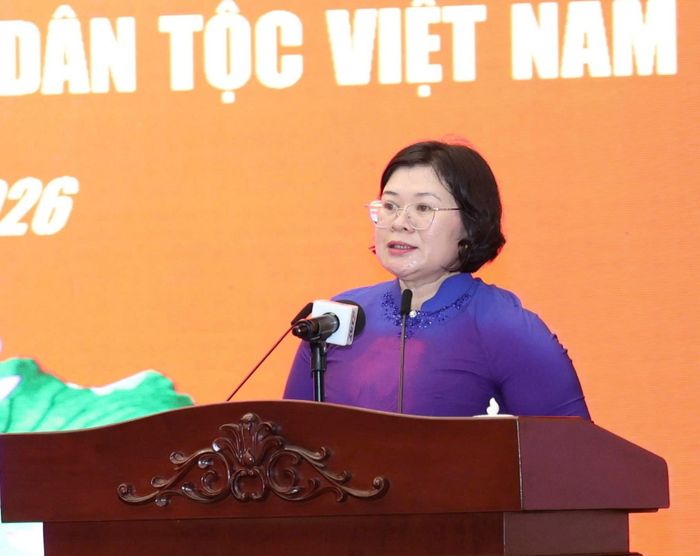  Phó Bí thư Thành ủy TP.HCM Văn Thị Bạch Tuyết phát biểu tại hội thảo. Ảnh: HÀ THƯ 