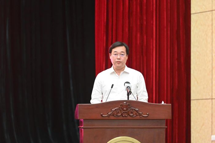 Ông Lê Quốc Phong, Ủy viên Ban Chấp hành Trung ương Đảng, Phó bí thư Thường trực Thành ủy TP.HCM, phát biểu tại hội thảo. Ảnh: Quốc Thanh. 