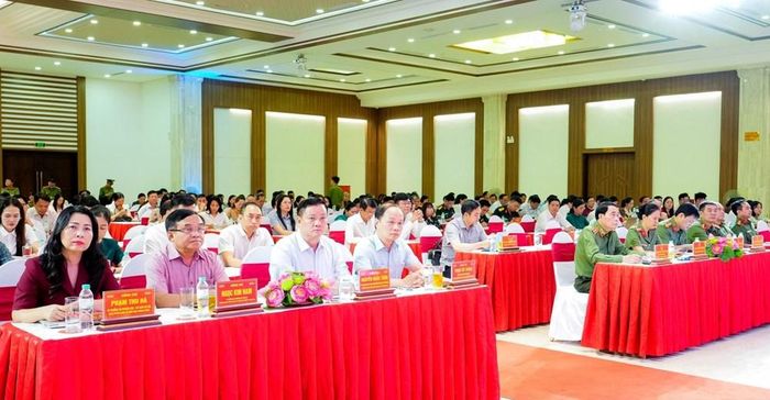 Các đại biểu dự Hội nghị