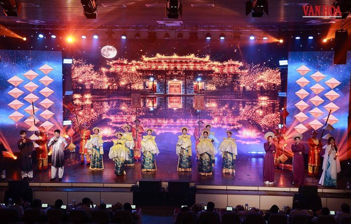 Các chương trình mang màu sắc đa dạng, kết hợp hài hòa giữa âm nhạc truyền thống và hơi thở hiện đại, giữa chất liệu văn hóa vùng miền và ngôn ngữ sân khấu trẻ trung