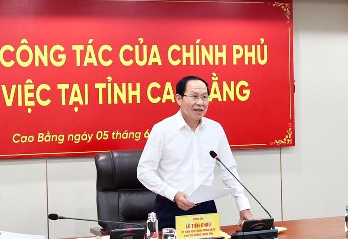 Phó Thủ tướng Lê Tiến Châu và đoàn công tác làm việc với UBND tỉnh Cao Bằng - Ảnh: VGP/Thu Sa