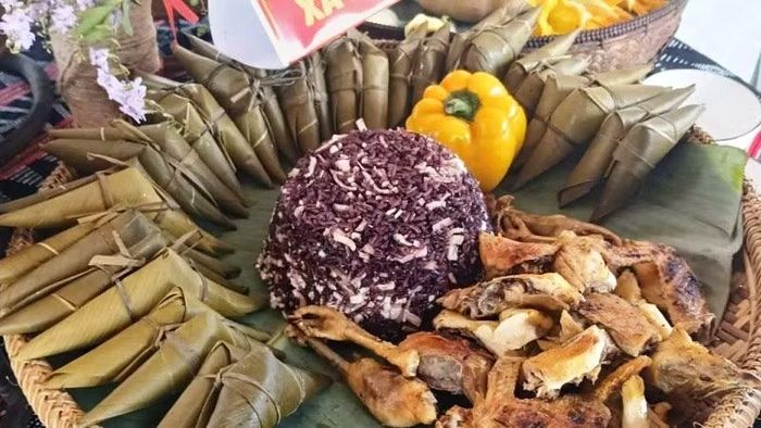 Điều tạo nên sức hấp dẫn đặc biệt của ẩm thực vùng cao không chỉ nằm ở nguyên liệu sạch mà còn ở tri thức dân gian tích lũy qua nhiều thế hệ.