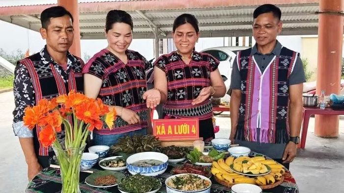 Theo già làng Hồ Văn Hạnh, mỗi món ăn đều chứa đựng ký ức của dân tộc mình. 