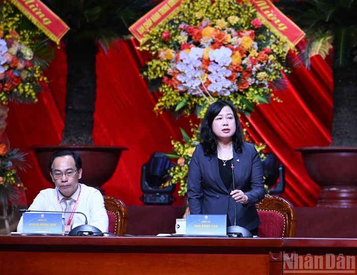 Bộ trưởng Y tế Đào Hồng Lan phát biểu.