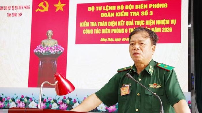 Thiếu tướng Nguyễn Văn Thiện, Phó Tư lệnh Bộ đội Biên phòng kết luận kiểm tra.