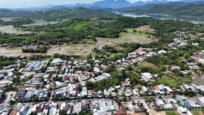 Một góc trung tâm xã Phú Ninh, thành phố Đà Nẵng.
