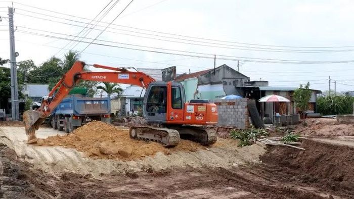 Nhiều công trình đang chậm tiến độ.