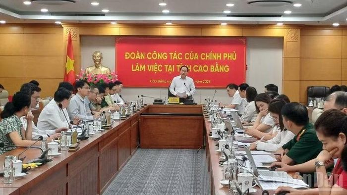 Phó Thủ tướng Lê Tiến Châu kết luận buổi làm việc với Ủy ban nhân dân tỉnh Cao Bằng.