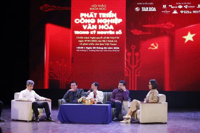 Các đại biểu tham gia chia sẻ tại hội thảo.