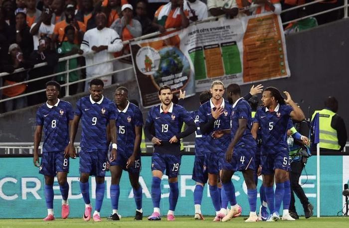 Tuyển Pháp nhận thất bại trước thềm World Cup