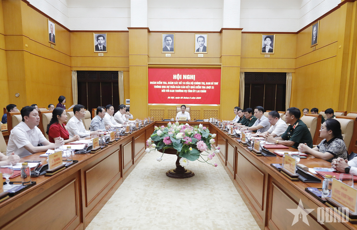 Quang cảnh hội nghị.