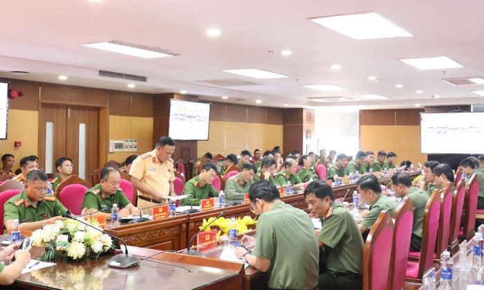 Đại diện các đơn vị tham gia thảo luận tại Hội nghị.