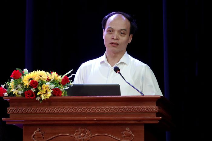  Phó Cục trưởng Cục bản quyền tác giả (Bộ VH-TT-DL) Lê Minh Tuấn phát biểu tại hội thảo. Ảnh: THÚY BÌNH 