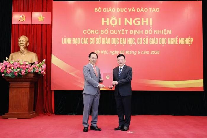 PGS.TS. Hoàng Văn Hùng được bổ nhiệm giữ chức Giám đốc Đại học Thái Nguyên.