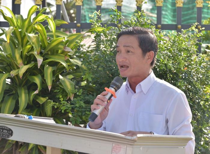  Phát biểu tại buổi lễ, ông Thái Vĩnh Bảo - Phó chủ tịch UBND xã Tân Lược cho biết, trong bối cảnh biến đổi khí hậu diễn biến ngày càng phức tạp, việc bảo vệ môi trường đã trở thành trách nhiệm chung của toàn xã hội. “Mỗi hành động nhỏ hôm nay như trồng thêm một cây xanh, hạn chế sử dụng túi ni lông, thu gom và xử lý rác thải đúng quy định sẽ góp phần tạo nên những thay đổi tích cực cho môi trường sống của chúng ta trong tương lai”, ông Bảo nói. 