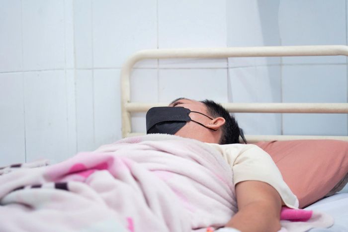 Chủ quan với quai bị, người đàn ông suýt mất cơ hội làm cha lần 2.