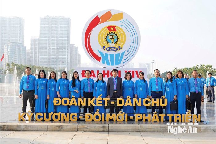 Đoàn đại biểu Nghệ An đã có nhiều ý kiến đóng góp tại Đại hội. Ảnh: Mạnh Thắng