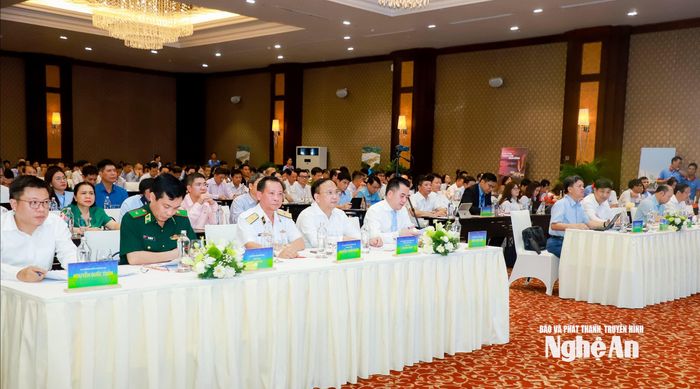 Các đại biểu dự hội thảo. Ảnh: Thành Duy